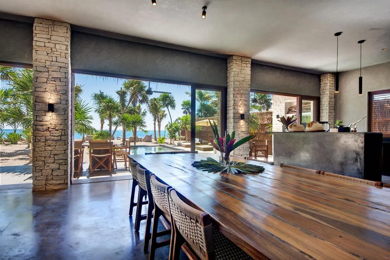 Semesterbostad Beachfront Villa Soliman Bay 12