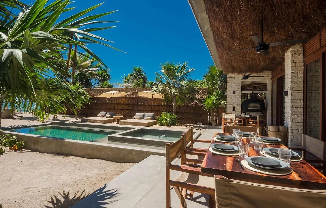 Semesterbostad Beachfront Villa Soliman Bay 12