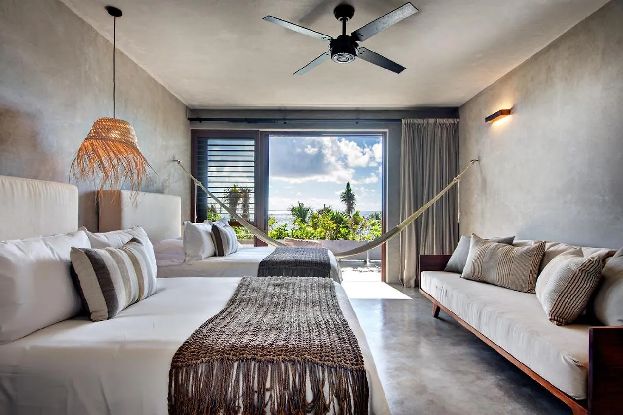 Beachfront Villa Soliman Bay 12 Semesterbostad